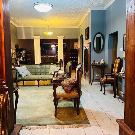 In The Heart Of Kingston Villa Exterior photo