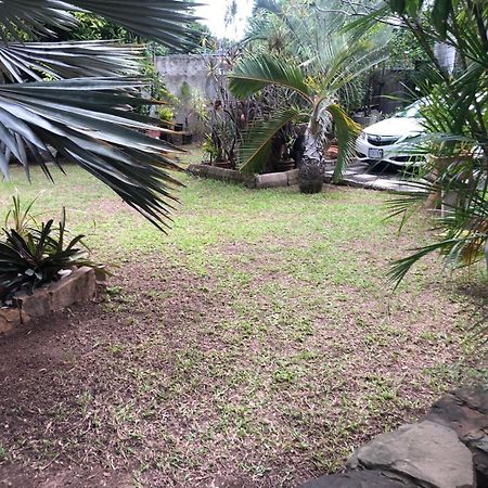 In The Heart Of Kingston Villa Exterior photo