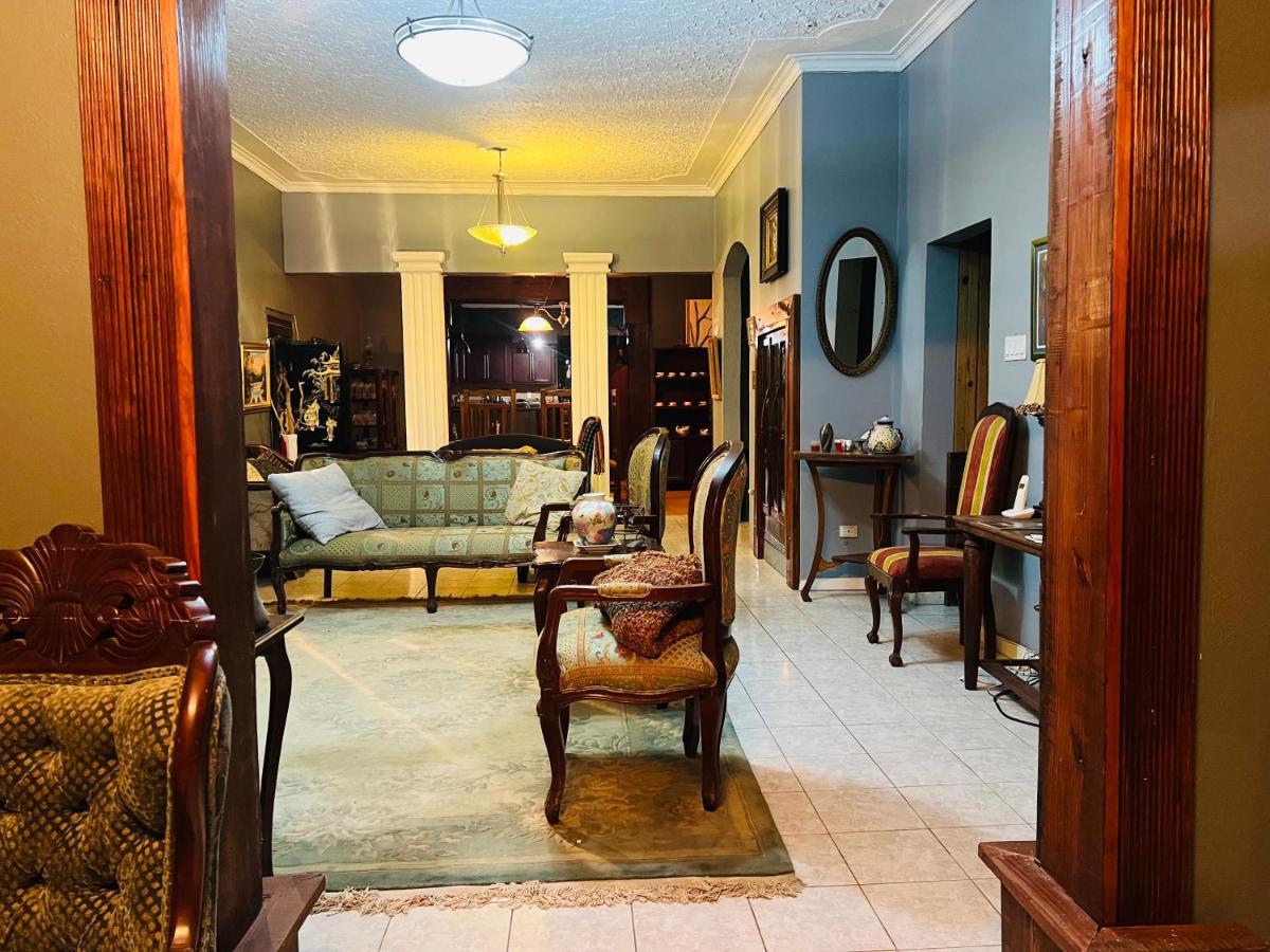 In The Heart Of Kingston Villa Exterior photo